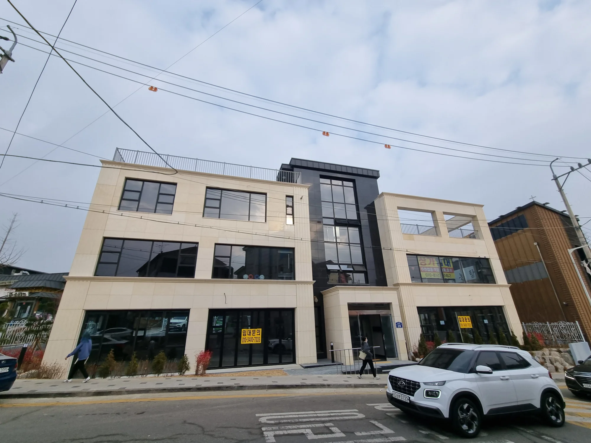 인천 연수구 상업 시설 25평 전기온돌강화마루 시공 사진 1