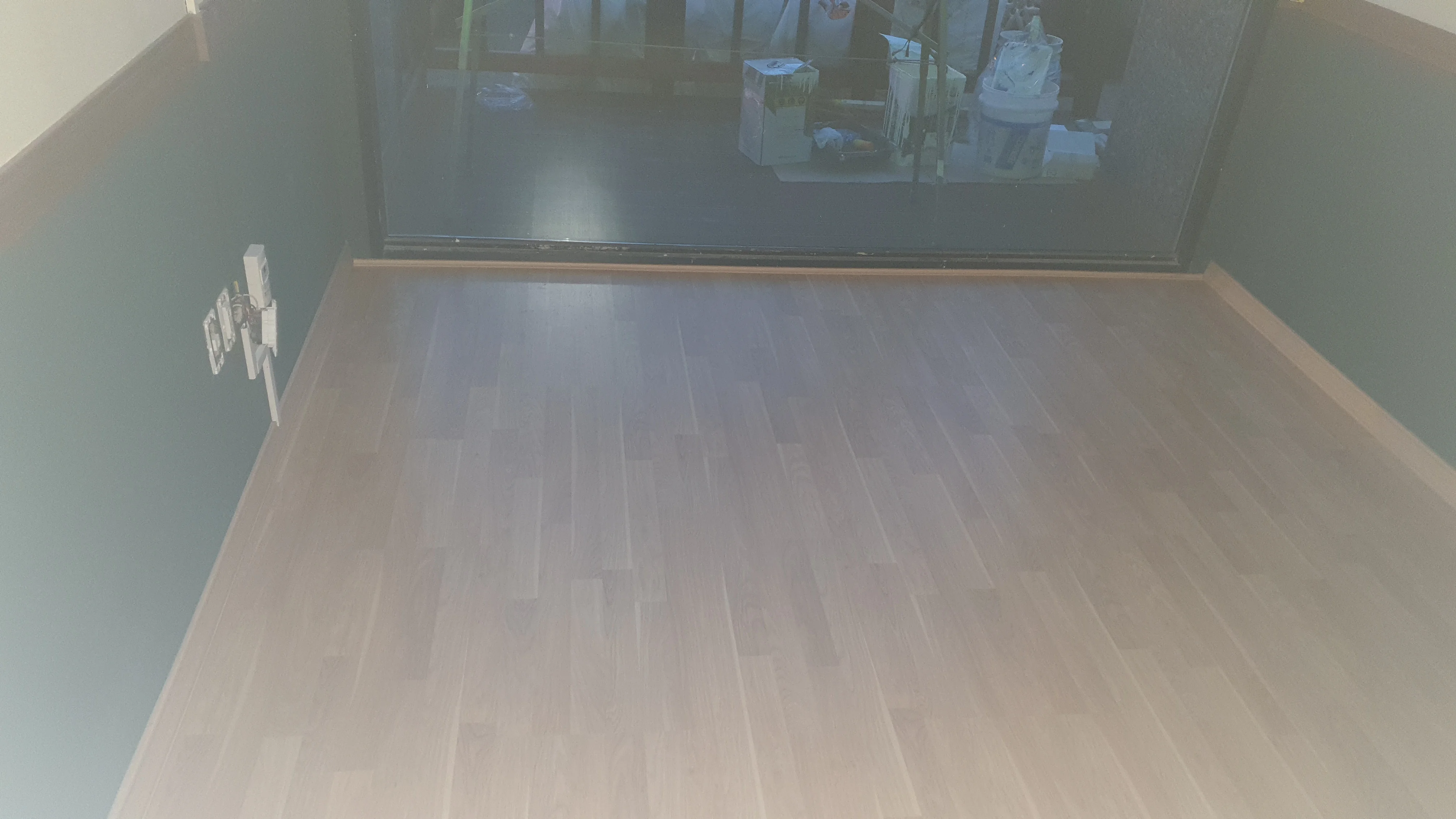 경기 성남시 상업 시설 15평 전기온돌강화마루 시공 사진 4
