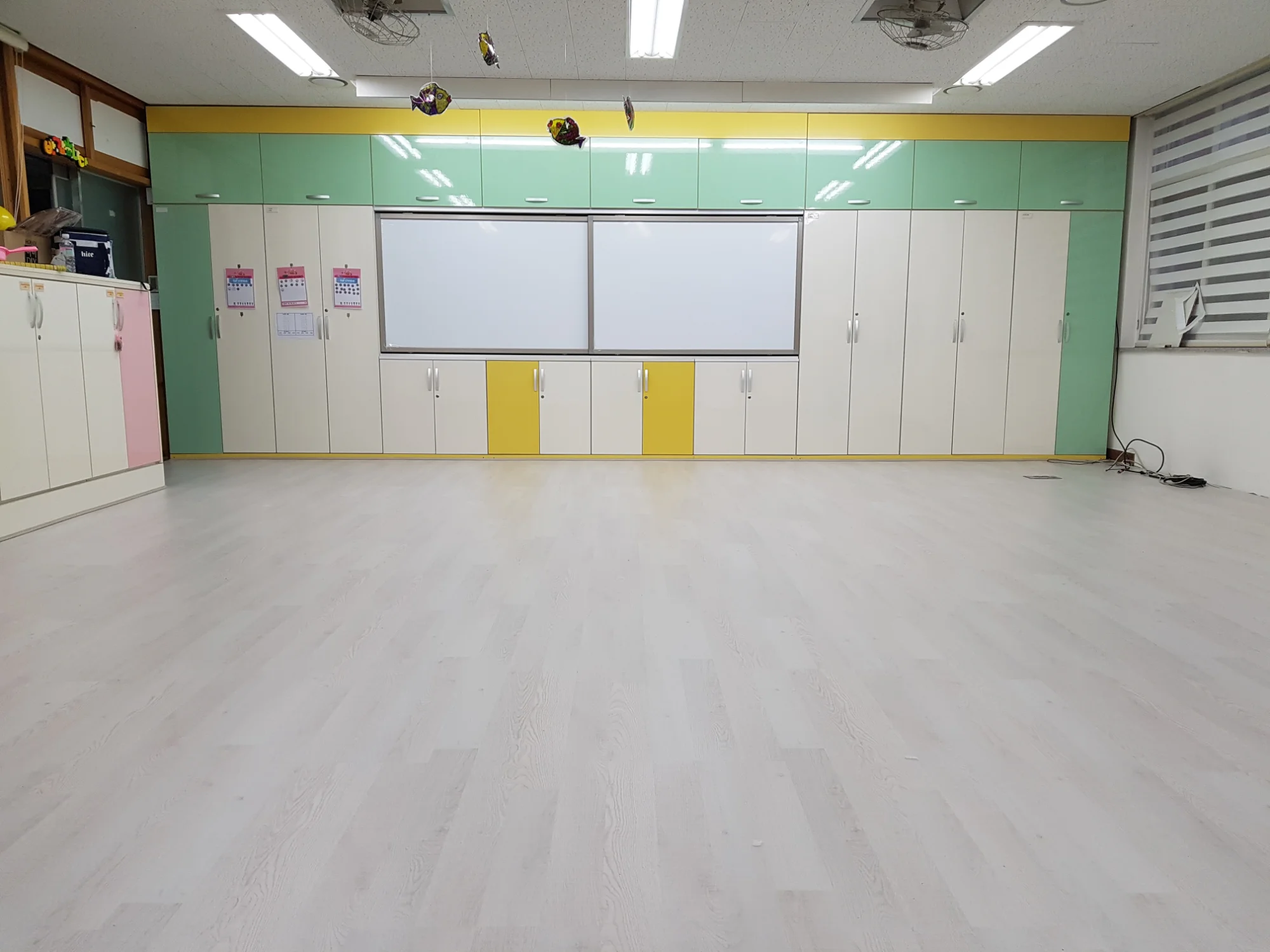 인천 남동구 학교 20평 전기온돌강화마루 시공 사진 2