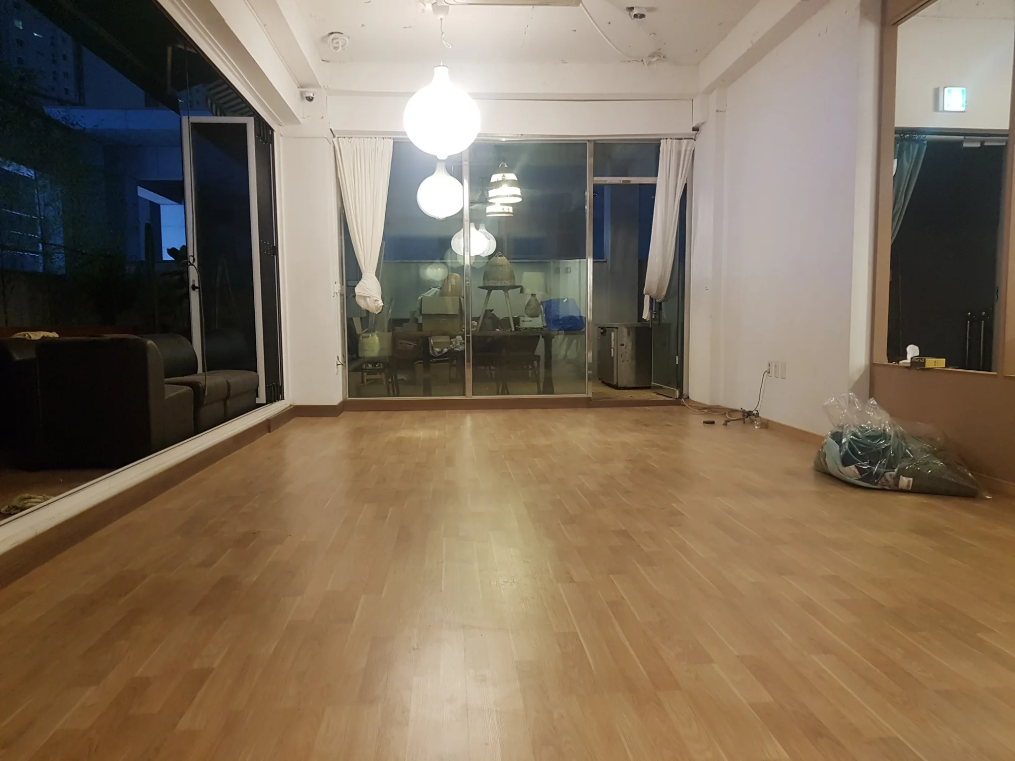 인천 서해구 운동 시설 18평 전기온돌강화마루 시공 사진 2