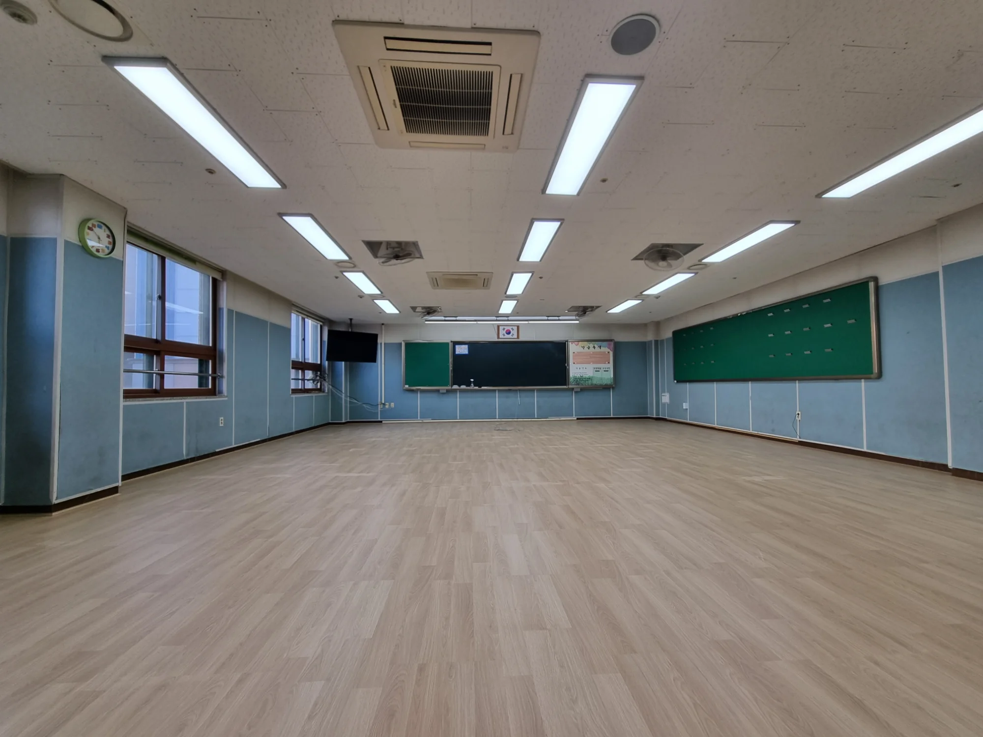인천 미추홀구 학교 20평 전기온돌강화마루 시공 사진 2