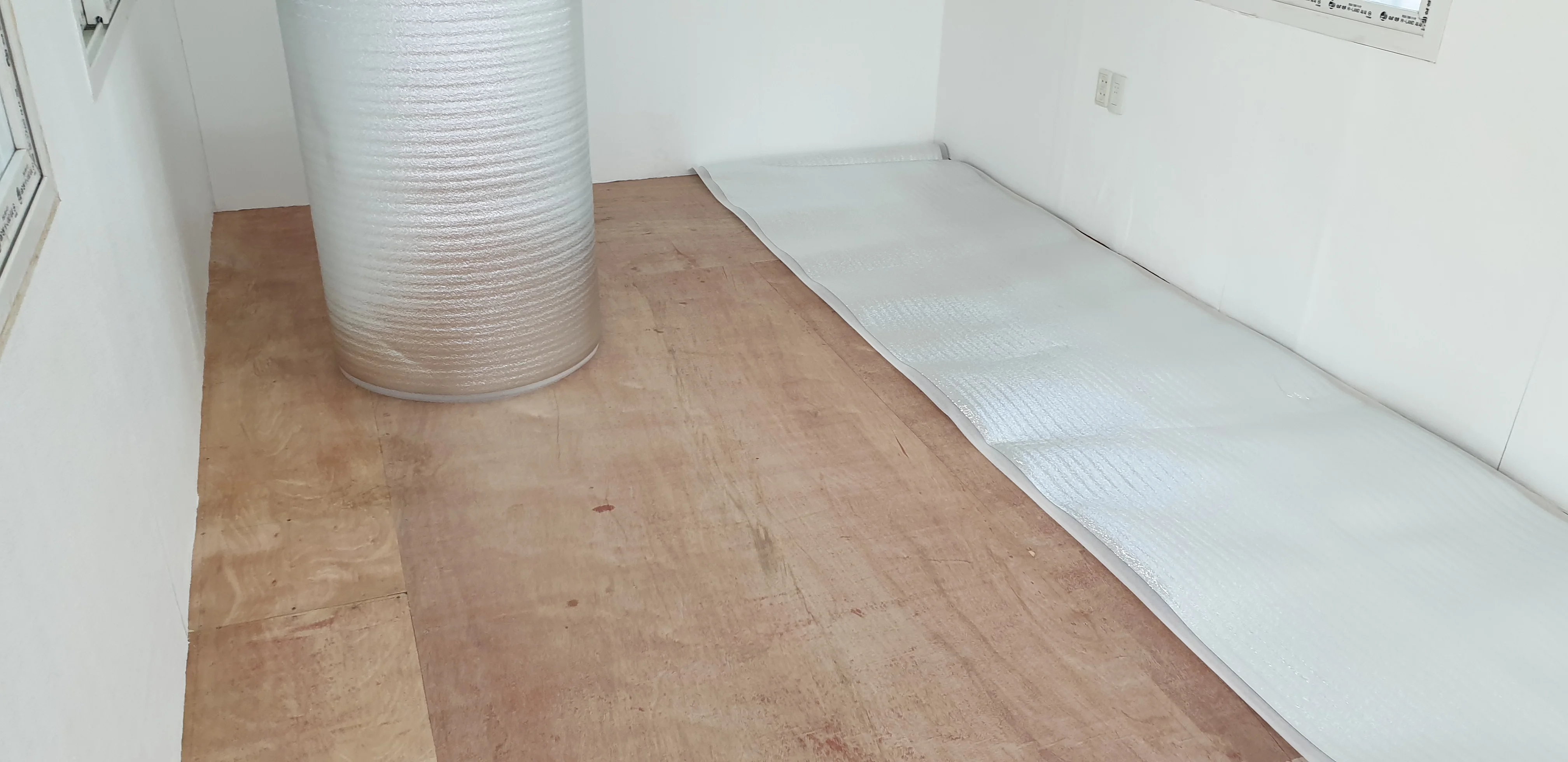 경기 가평군 농업 시설 10평 전기온돌강화마루 시공 사진 2