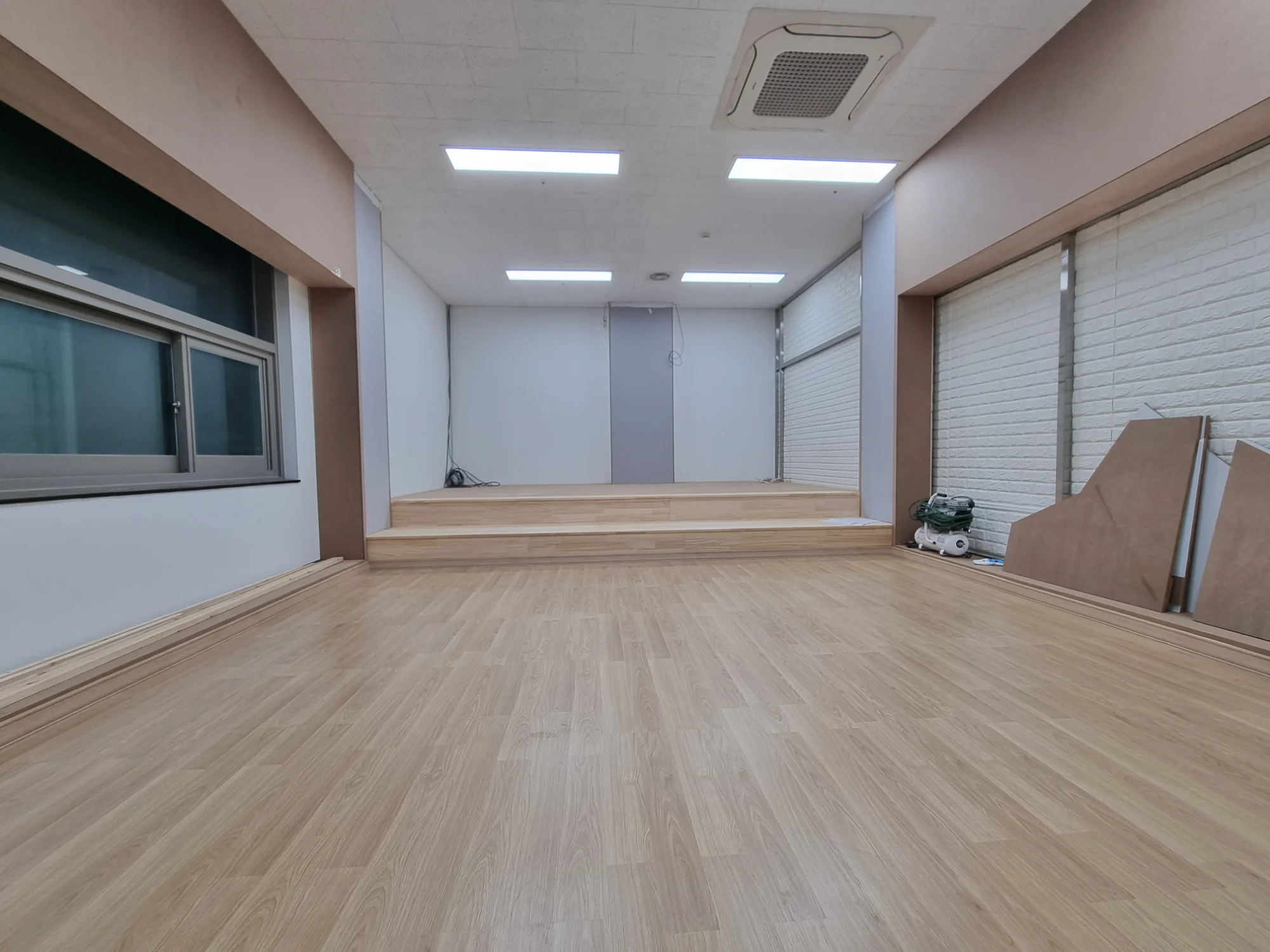 대전 유성구 기타 8평 전기온돌강화마루 시공 사진 1