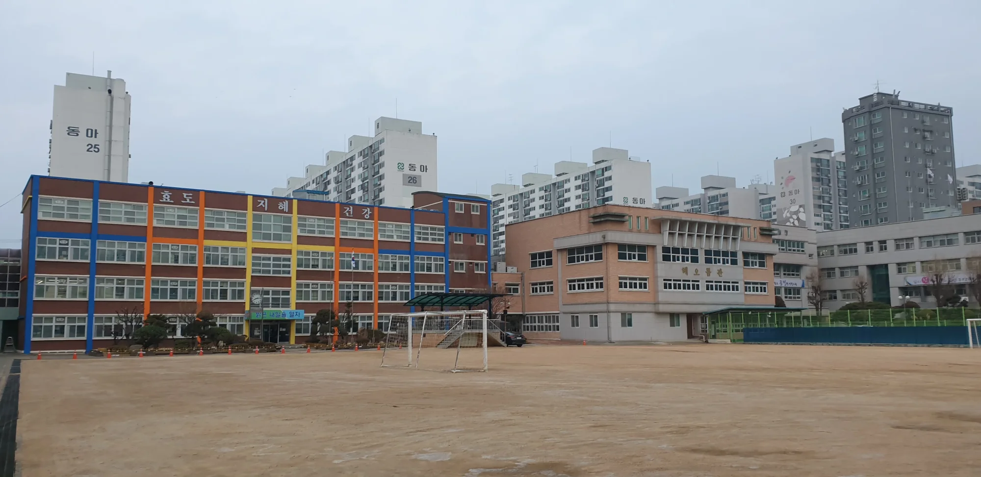 인천 부평구 학교 20평 전기온돌강화마루 시공 사진 1