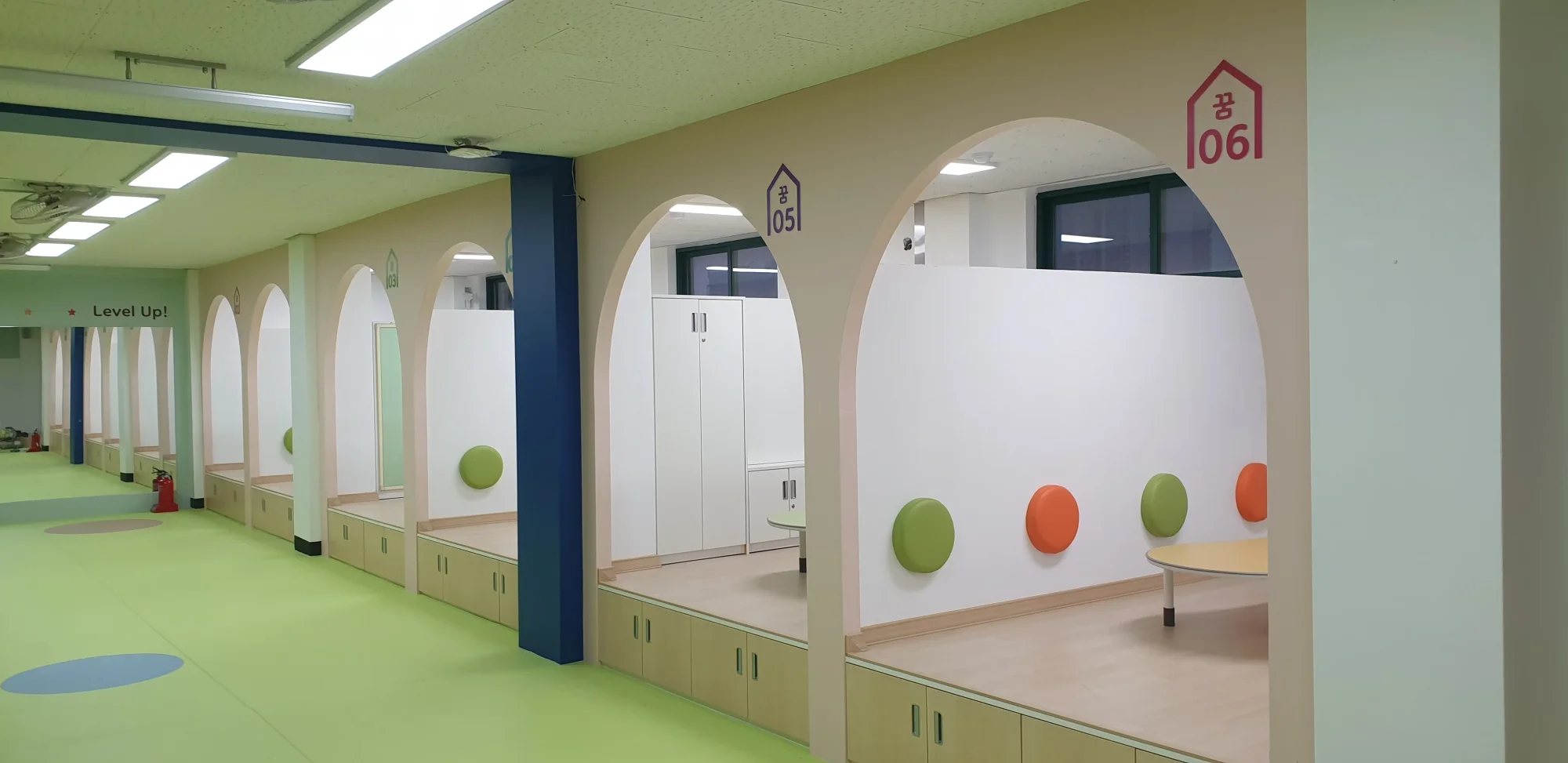 인천 부평구 학교 12평 전기온돌강화마루 시공 사진 3