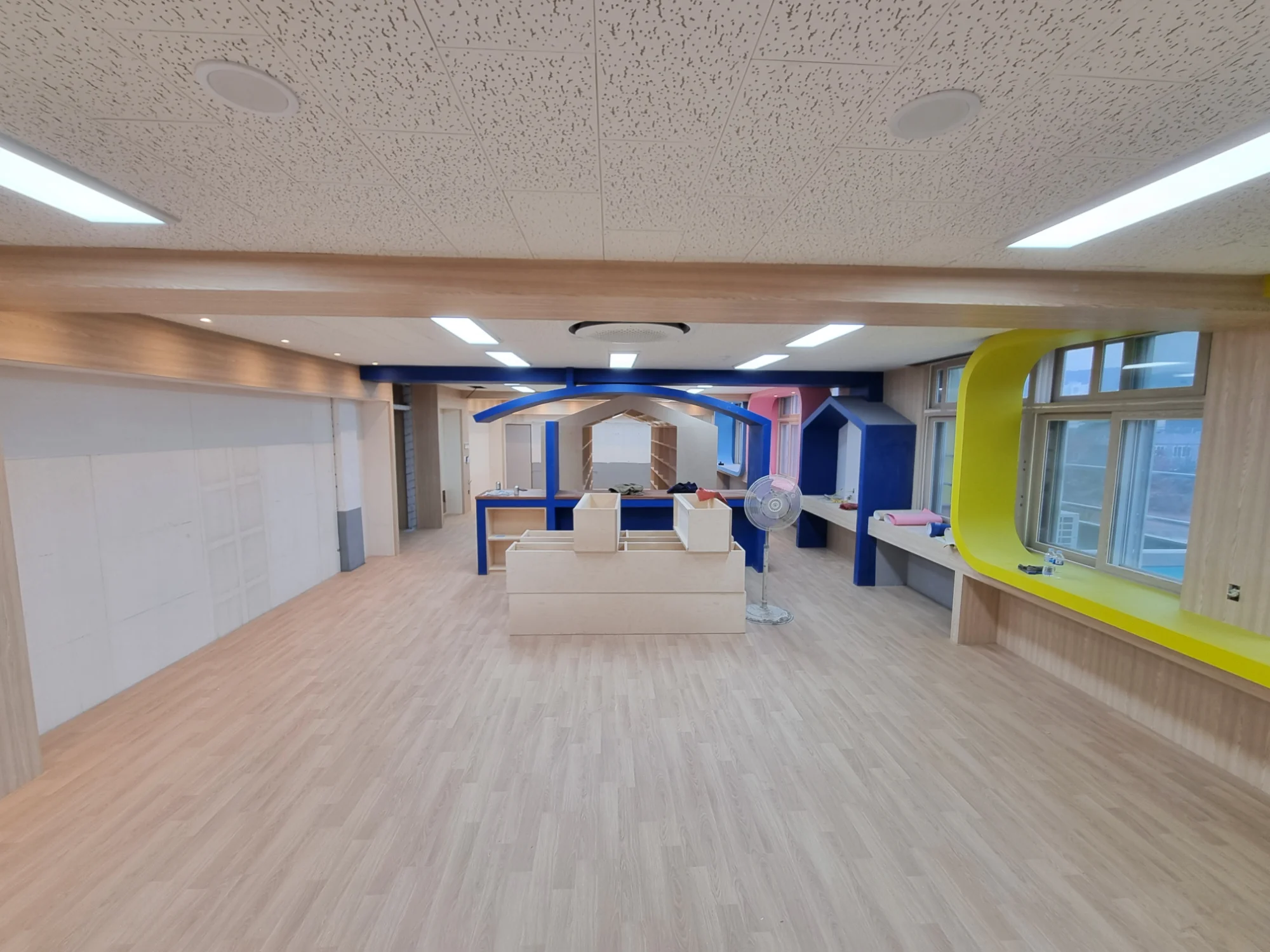 대구 북구 학교 40평 전기온돌강화마루 시공 사진 2