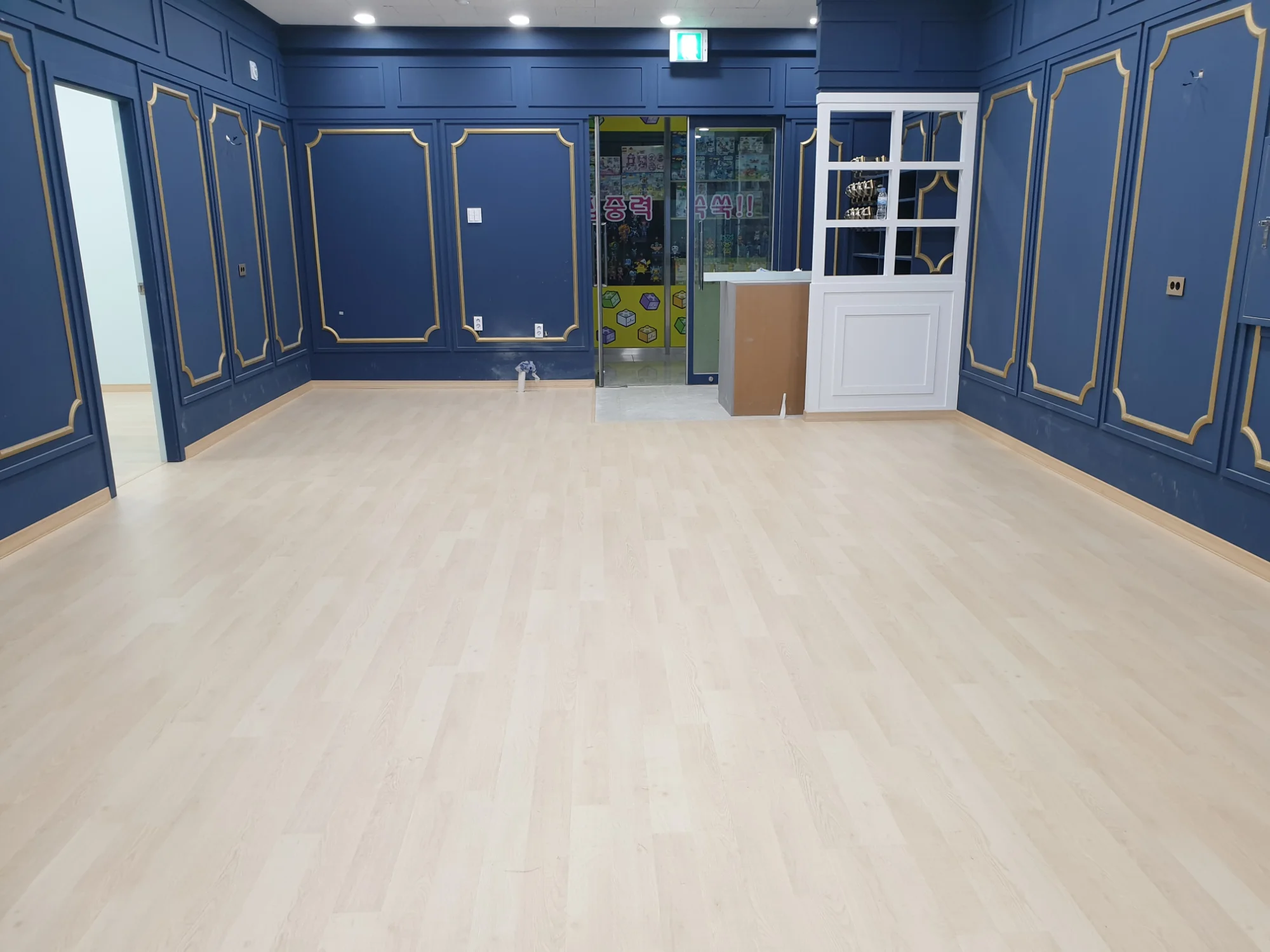 충남 아산시 병원 70평 전기온돌강화마루 시공 사진 4