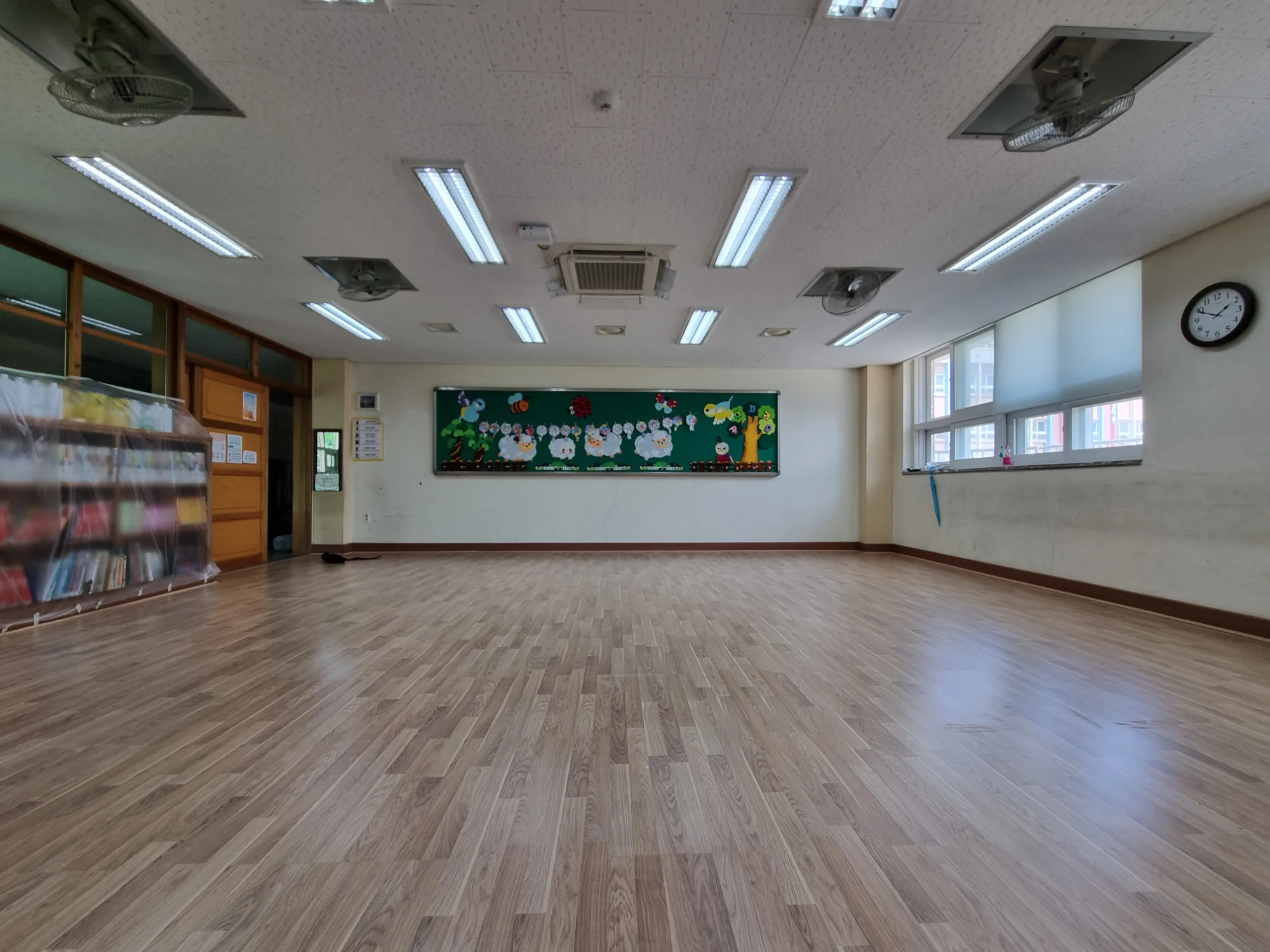 경기 김포시 학교 20평 전기온돌강화마루 시공 사진 2