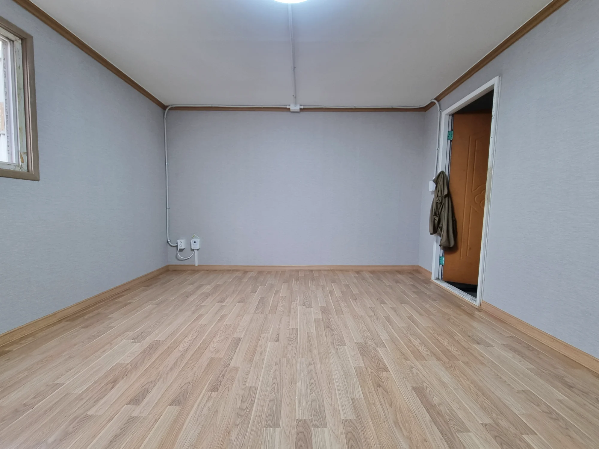 경기 광주시 휴게실 5평 전기온돌강화마루 시공 사진 5