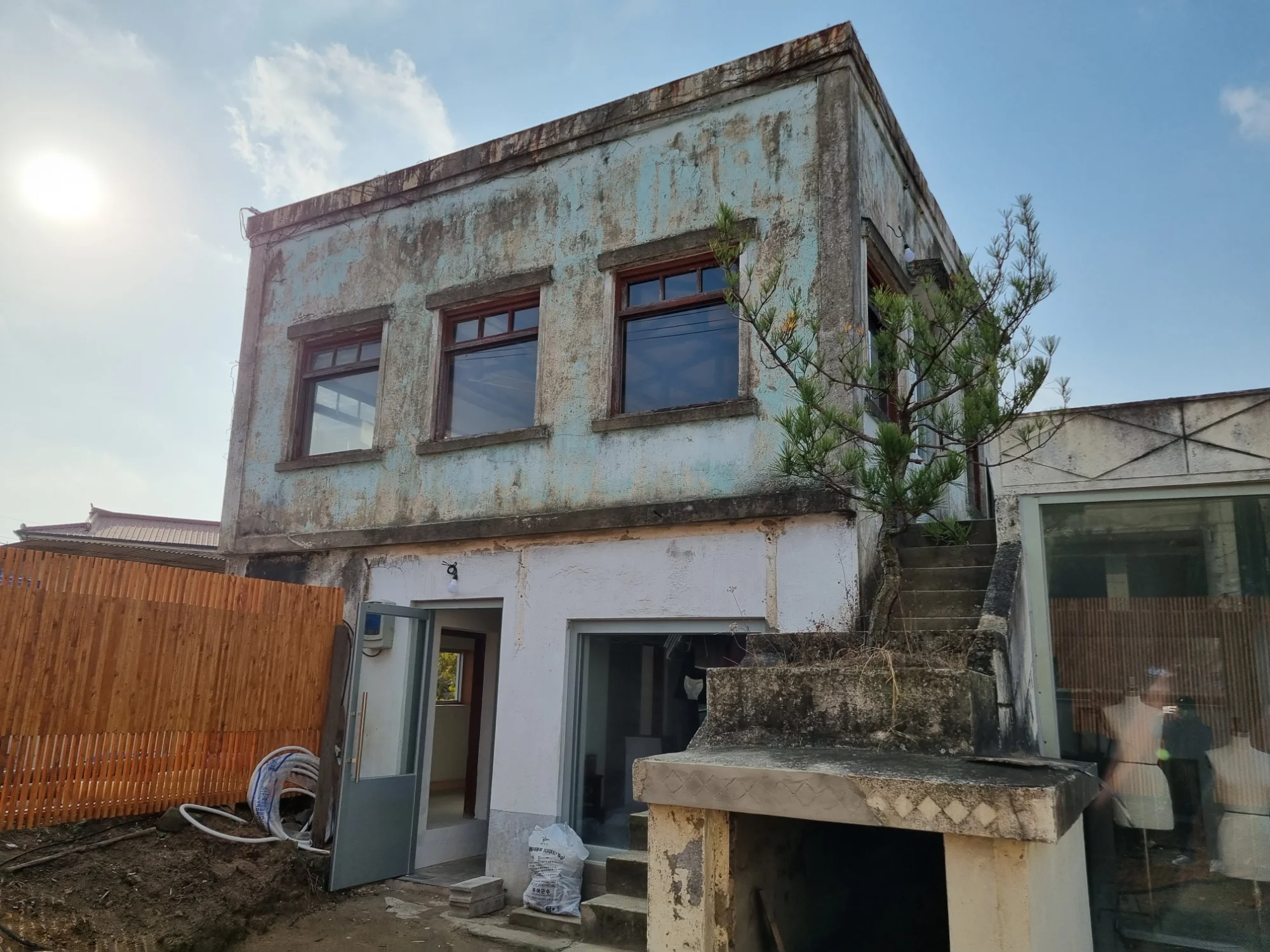 충남 부여군 상업 시설 5평 전기온돌강화마루 시공 사진 1
