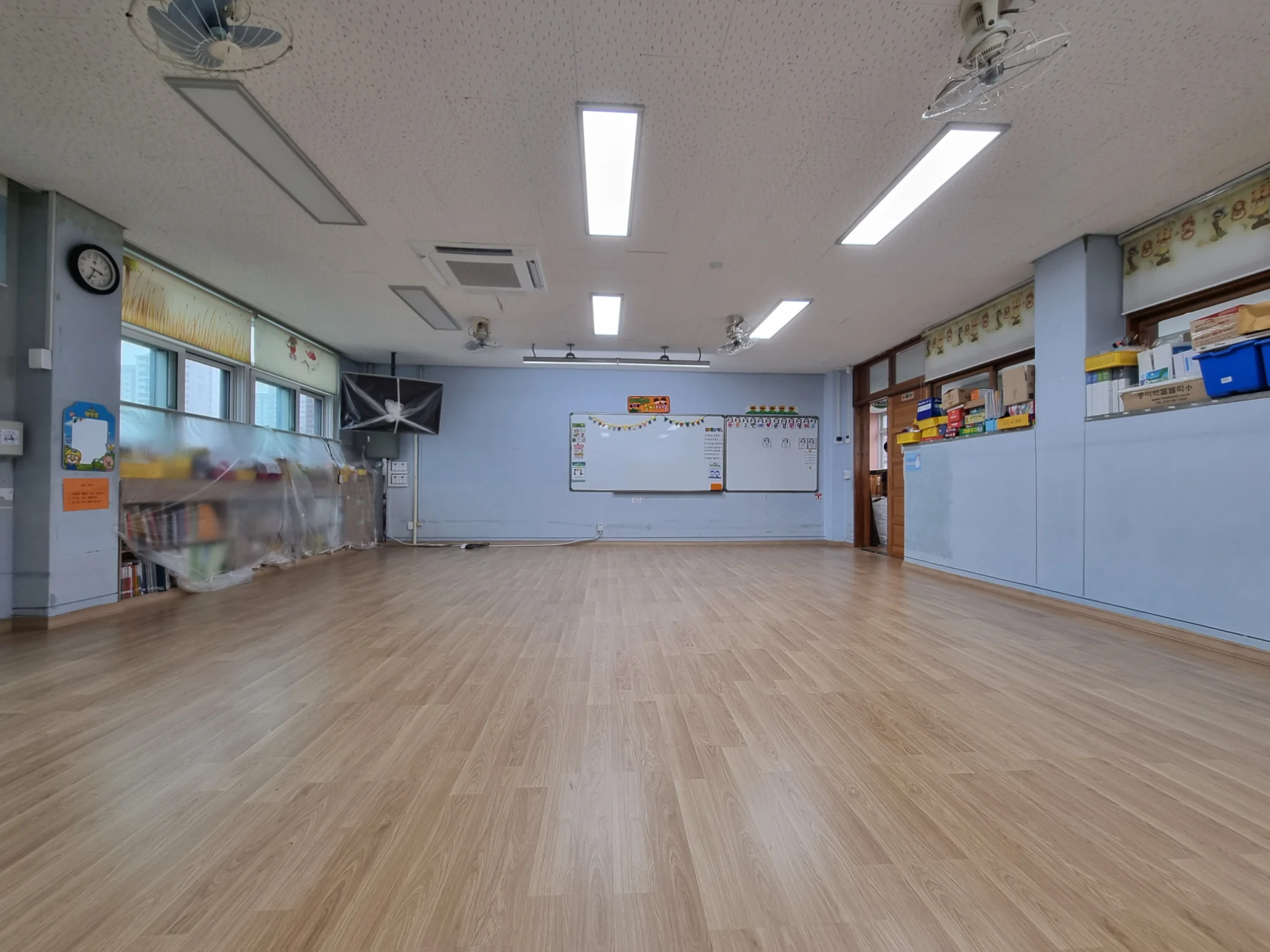 경기 부천시 학교 20평 전기온돌강화마루 시공 사진 2