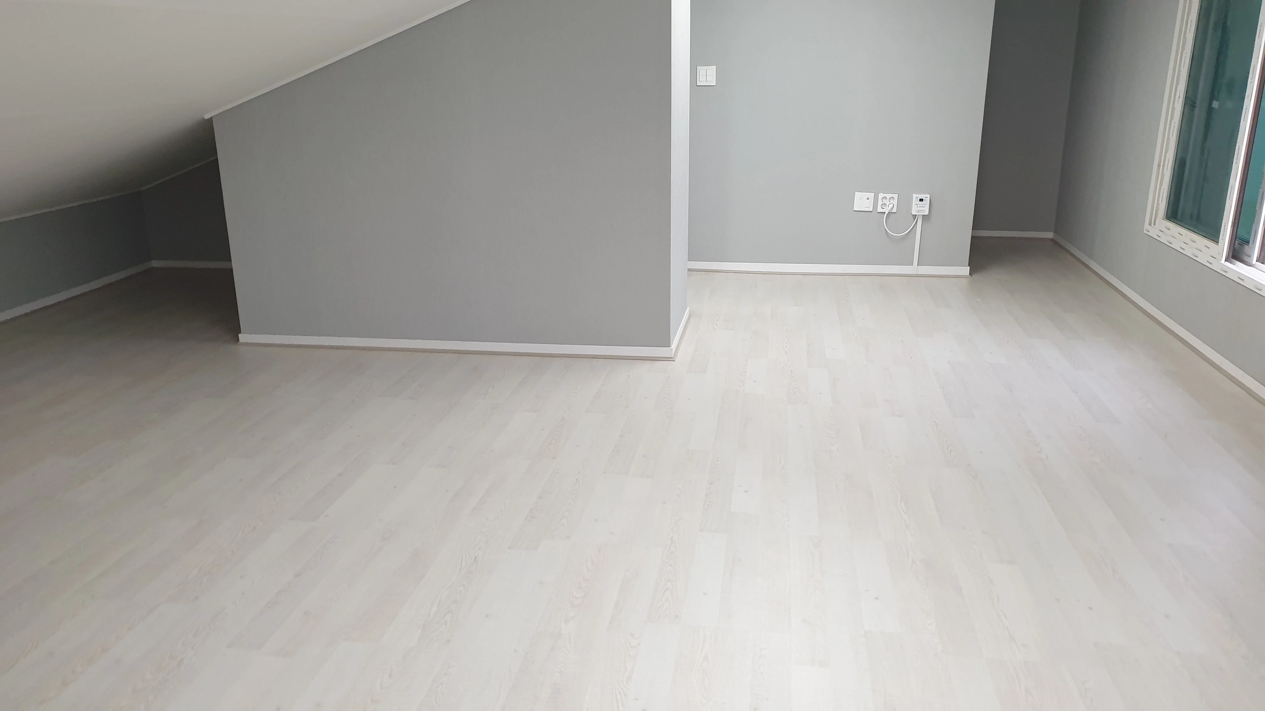 경기 성남시 주택 13평 전기온돌강화마루 시공 사진 1